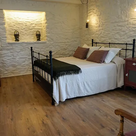Apartamentos Minas De Silvarosa Viveiro Room photo